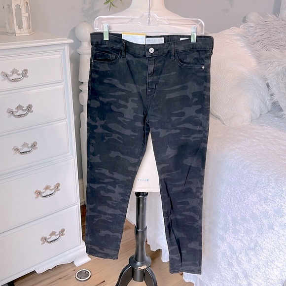 Sanctuary Jeans Black Camo Mid Rise Slim Fit Ankle Skinny - Picture 5 of 10